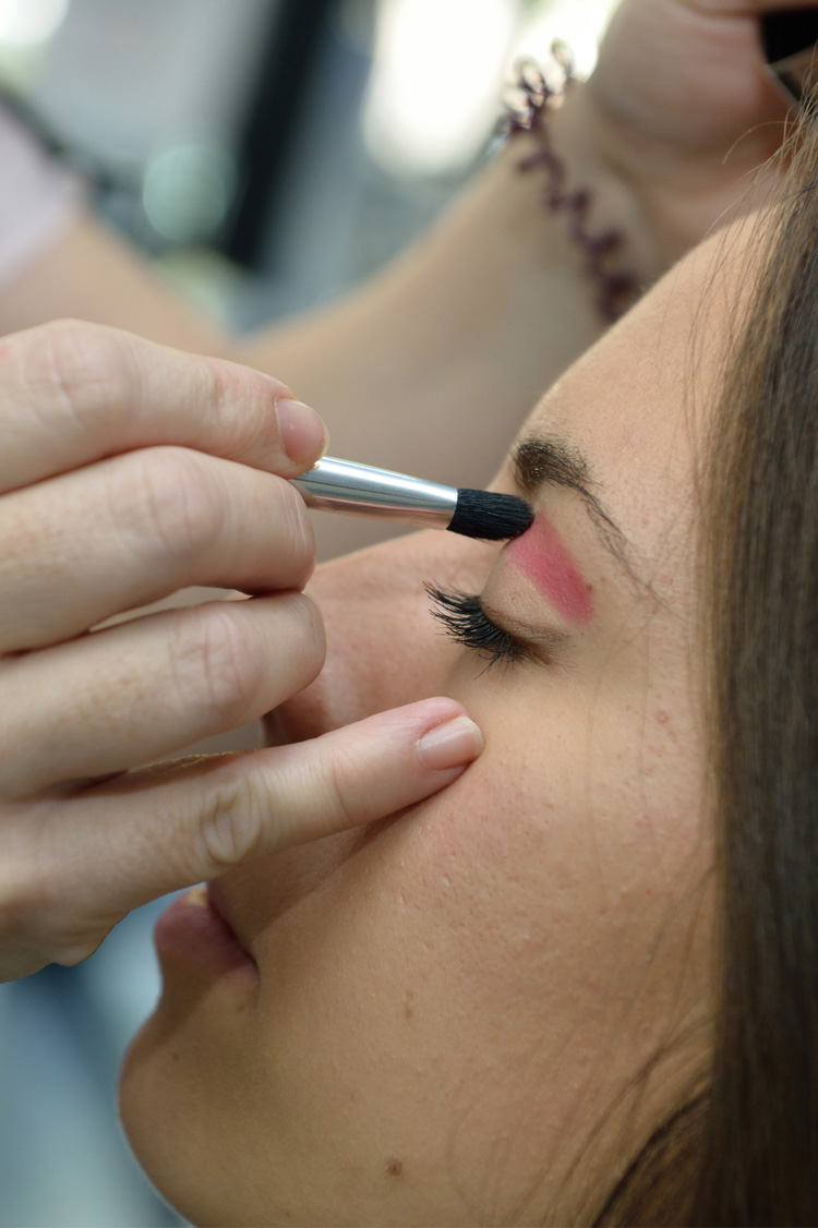 Make up pink